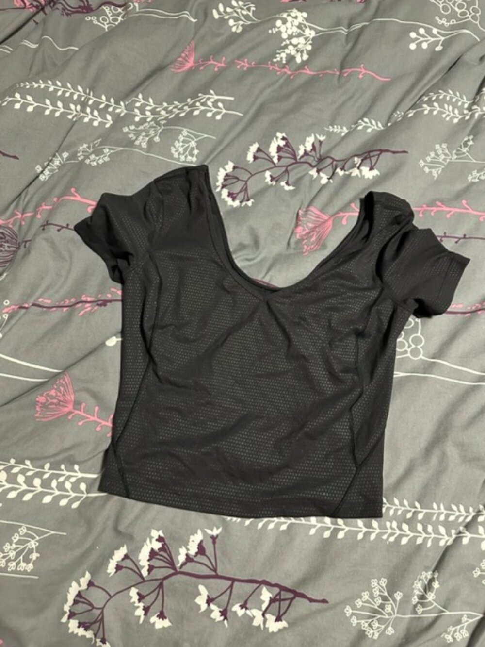 Lululemon size 6 align t shirt
